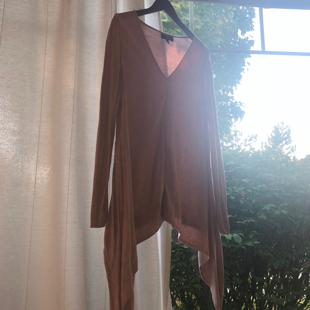 Heather pink V-neck sweater